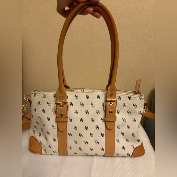 Dooney & Bourke Cream with blue logo shoulder bag